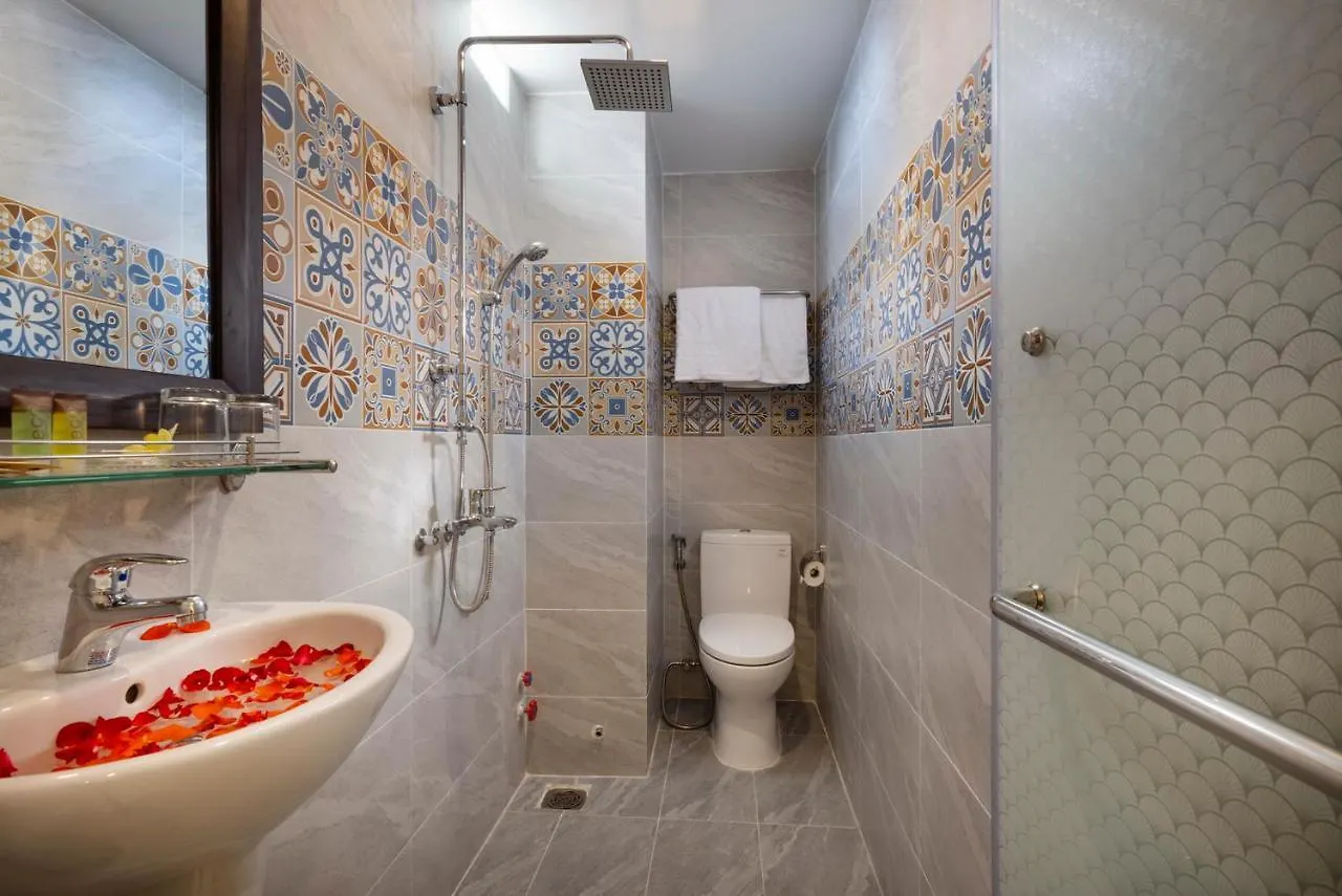 Azura Gold Hotel & Apartment نها ترانج 4*,