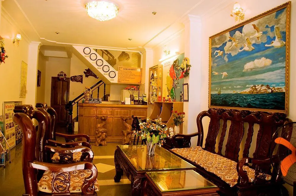 Azura Gold Hotel & Apartment نها ترانج
