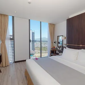 Majestic Premium Hotel