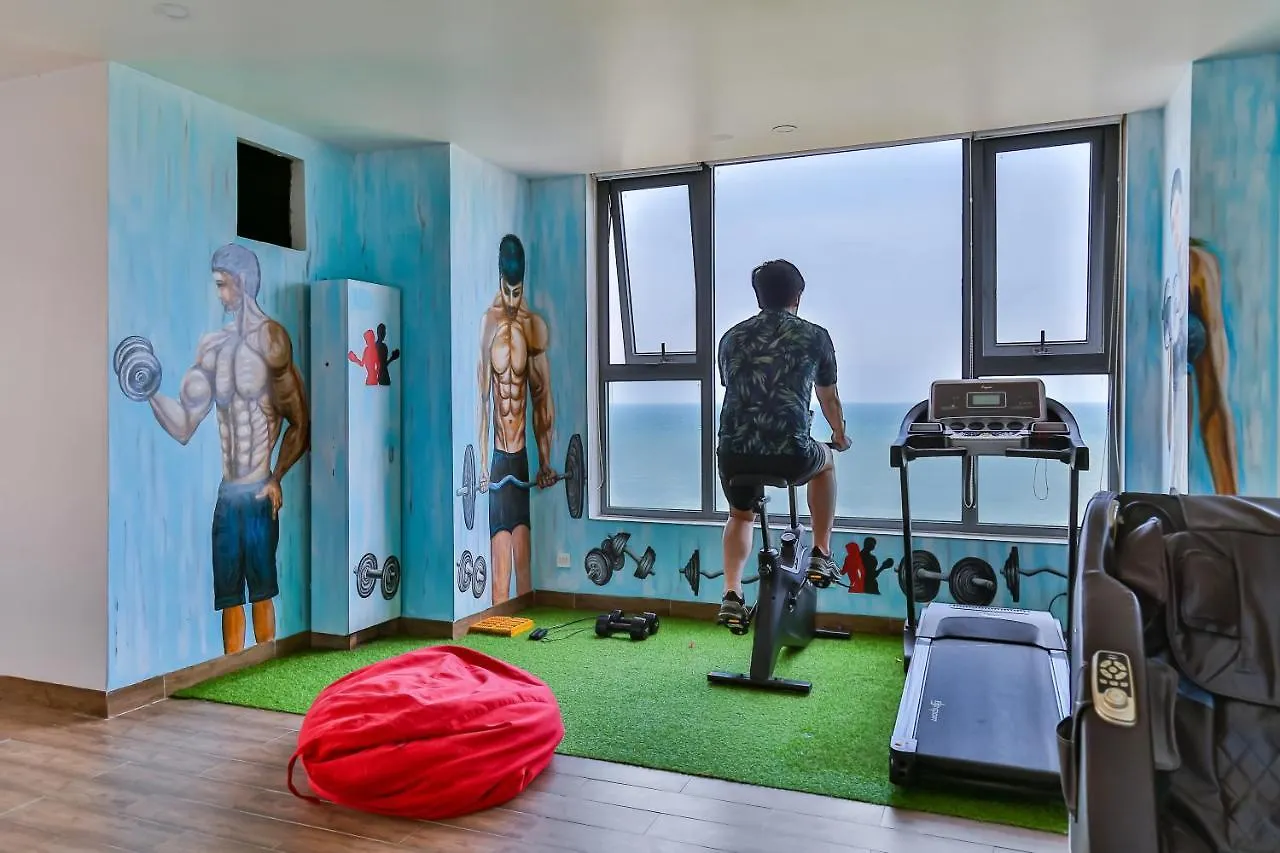 Azura Gold Hotel & Apartment Nha Trang 4*,