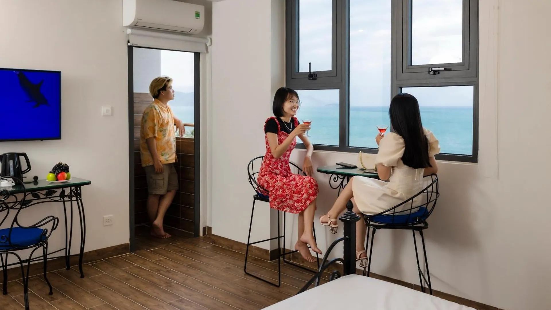 Azura Gold Hotel & Apartment Nha Trang
