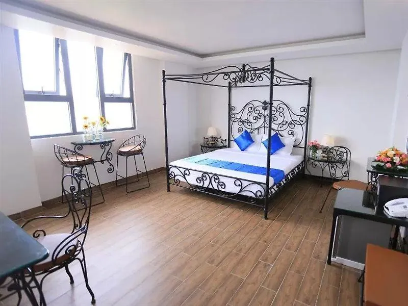 **** Szálloda Azura Gold Hotel&Apartment Nha Trang Vietnám