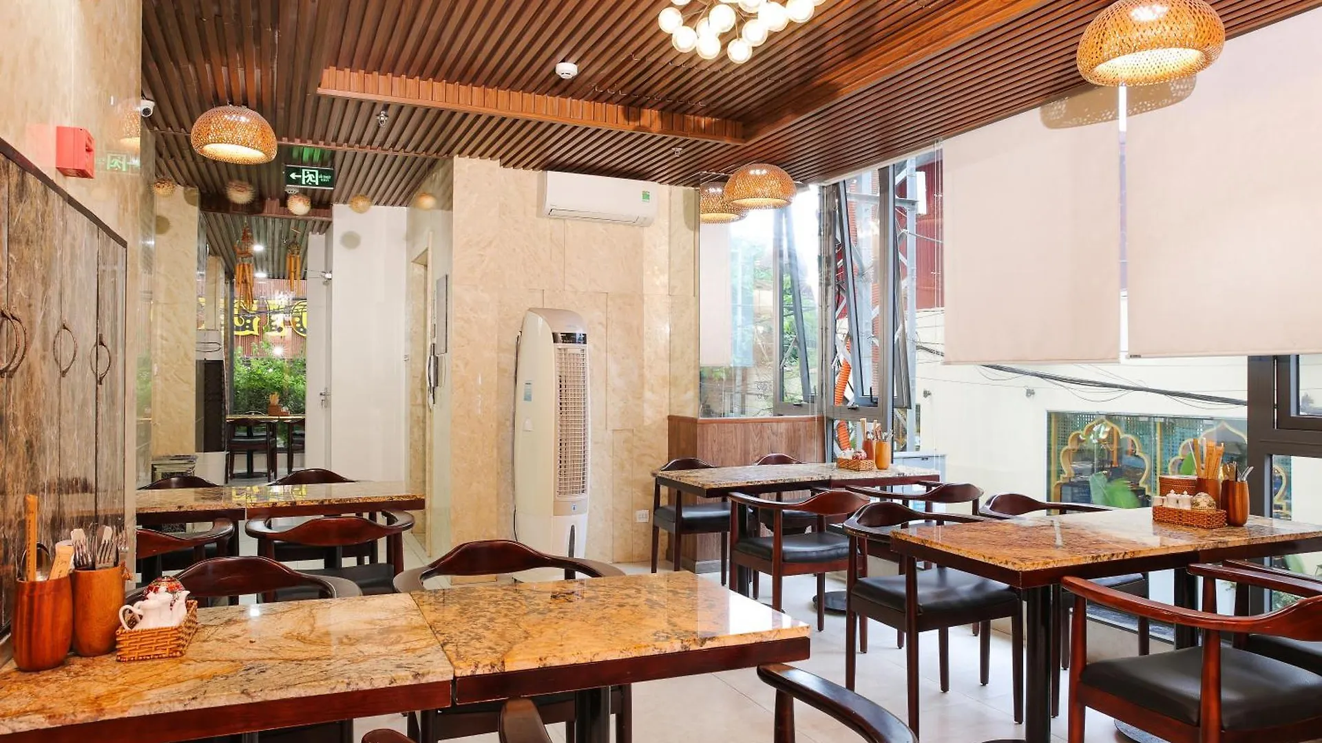 Azura Gold Hotel&Apartment Nha Trang Szálloda